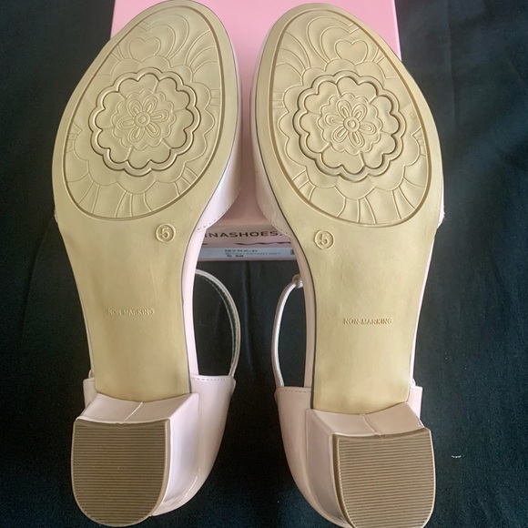 Pretty in Pink Patent Party Shoe 💝 Big Girls Sz 5 NIB - Picture 4 of 4